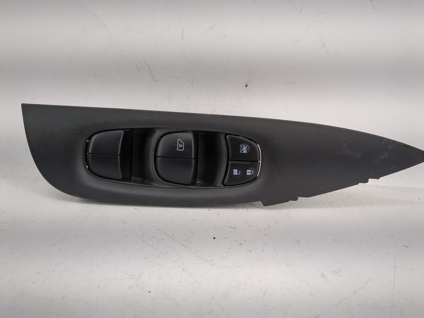 2017-2022 Nissan Rogue Sport Master Power Window Switch Replacement Driver Side Left P/N:25401 6MA0C Fits OEM Used Auto Part