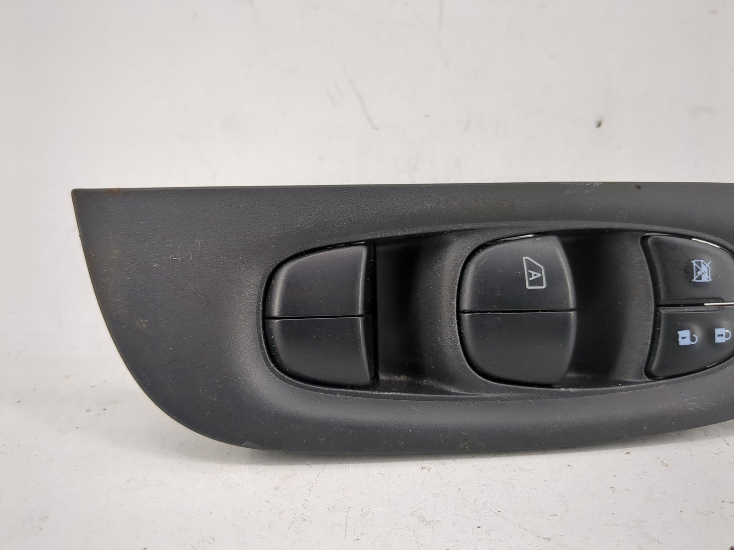 2017-2022 Nissan Rogue Sport Master Power Window Switch Replacement Driver Side Left P/N:25401 6MA0C Fits OEM Used Auto Part