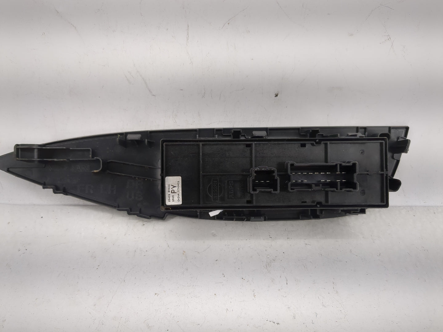 2017-2022 Nissan Rogue Sport Master Power Window Switch Replacement Driver Side Left P/N:25401 6MA0C Fits OEM Used Auto Part