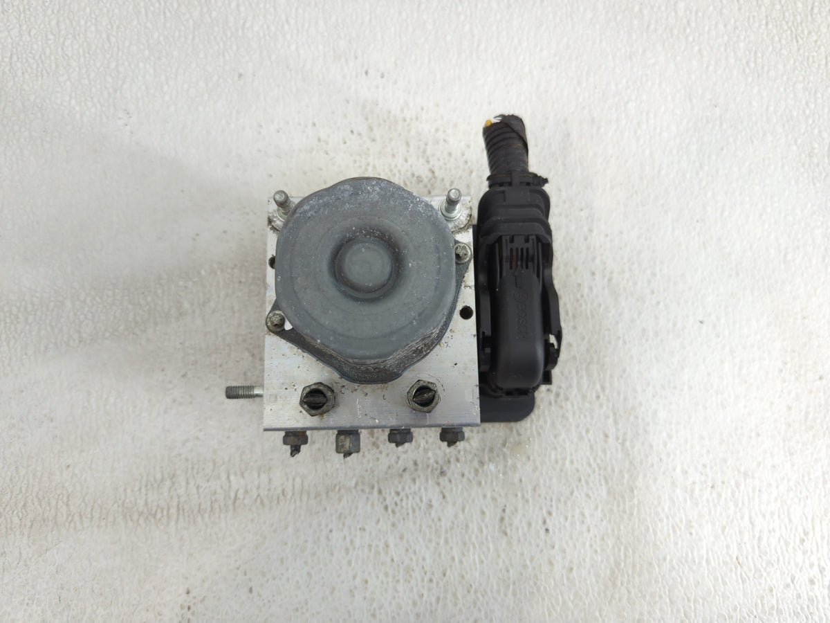 2019-2021 Nissan Rogue Sport Anti-Lock Brake ABS Pump Module Actuator OEM P/N:47660 6MM5A Fits Fits 2019 2020 2021 OEM Used 