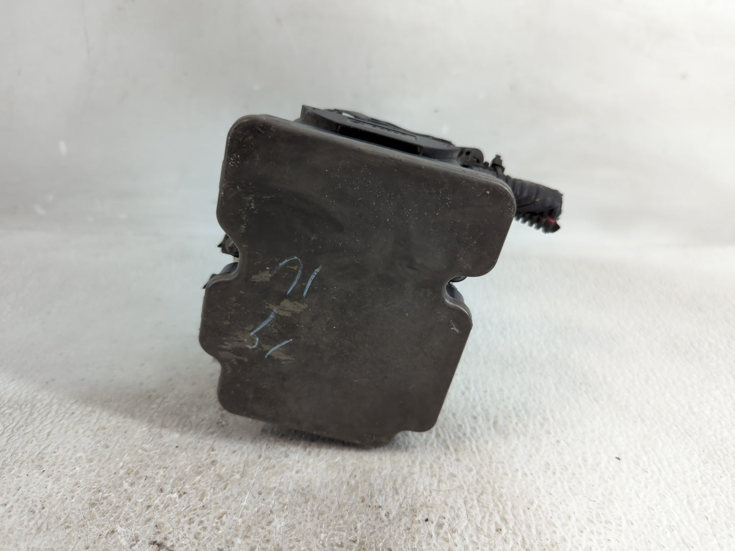 2019-2021 Nissan Rogue Sport ABS Pump Control Module Replacement P/N:47660 6MM5A Fits Fits 2019 2020 2021 OEM Used Auto Part