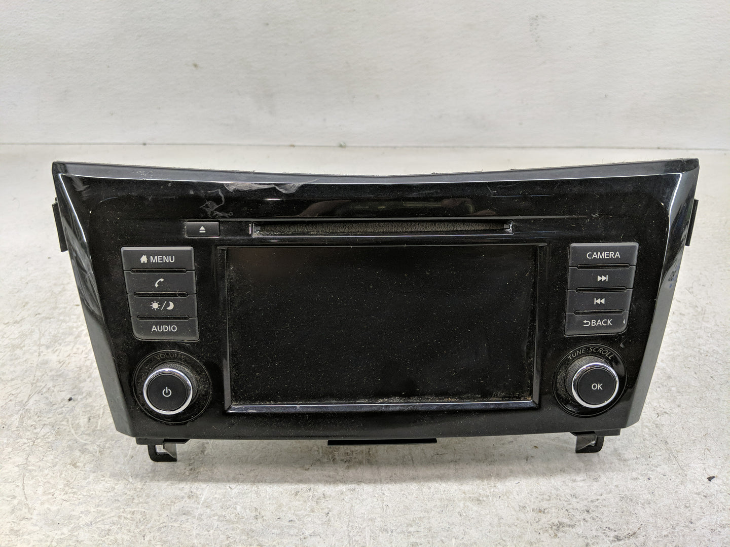 2019-2022 Nissan Rogue Sport Radio AM FM Cd Player Receiver Replacement P/N:2591A8FM0C Fits Fits 2019 2020 2021 2022 OEM Use