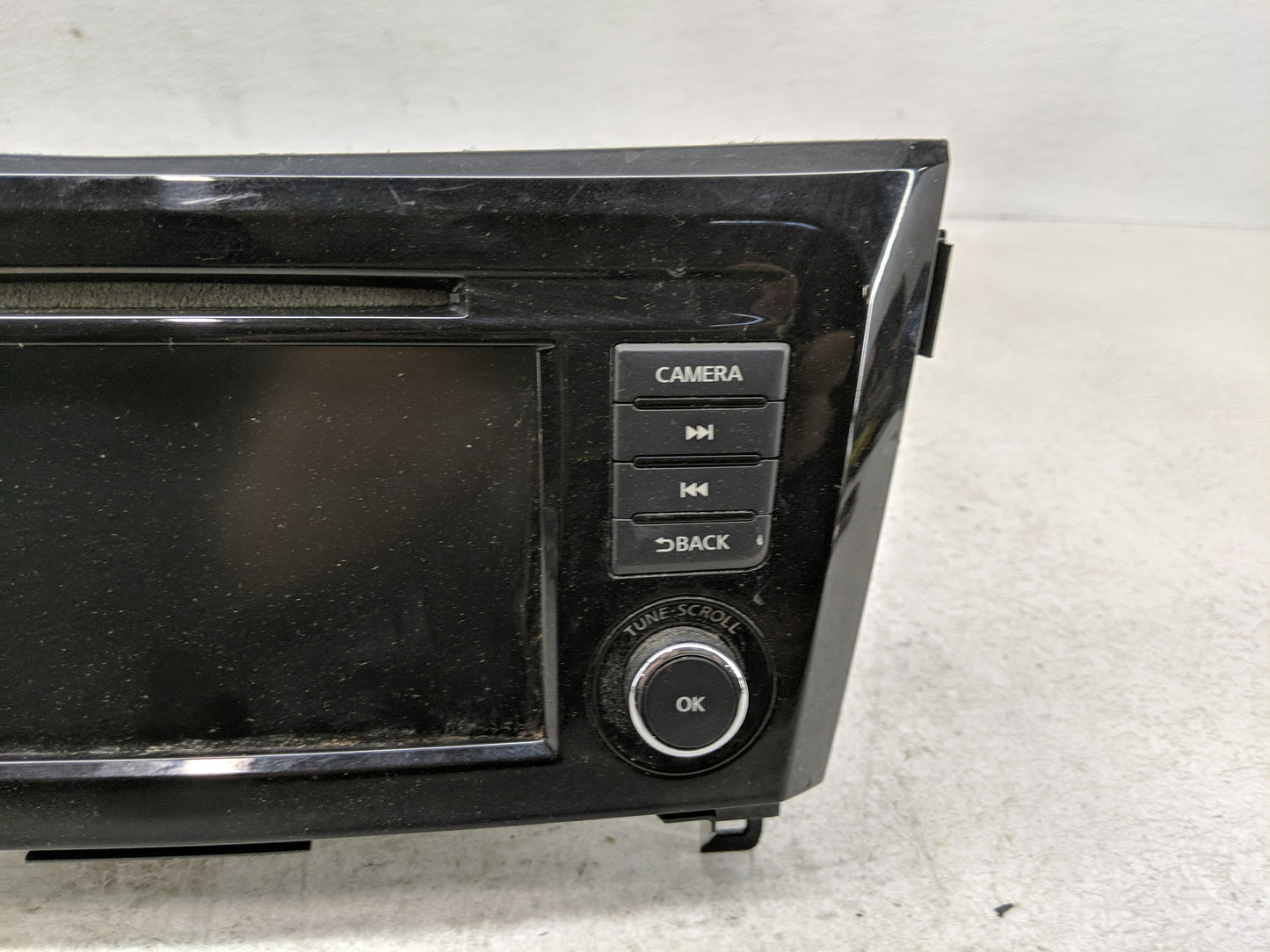 2019-2022 Nissan Rogue Sport Radio AM FM Cd Player Receiver Replacement P/N:2591A8FM0C Fits Fits 2019 2020 2021 2022 OEM Use