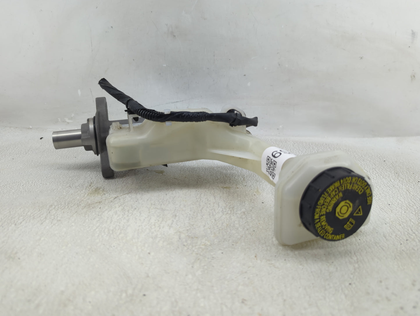 2017-2022 Nissan Rogue Sport Brake Master Cylinder 1278069 - Oemusedautoparts1.com