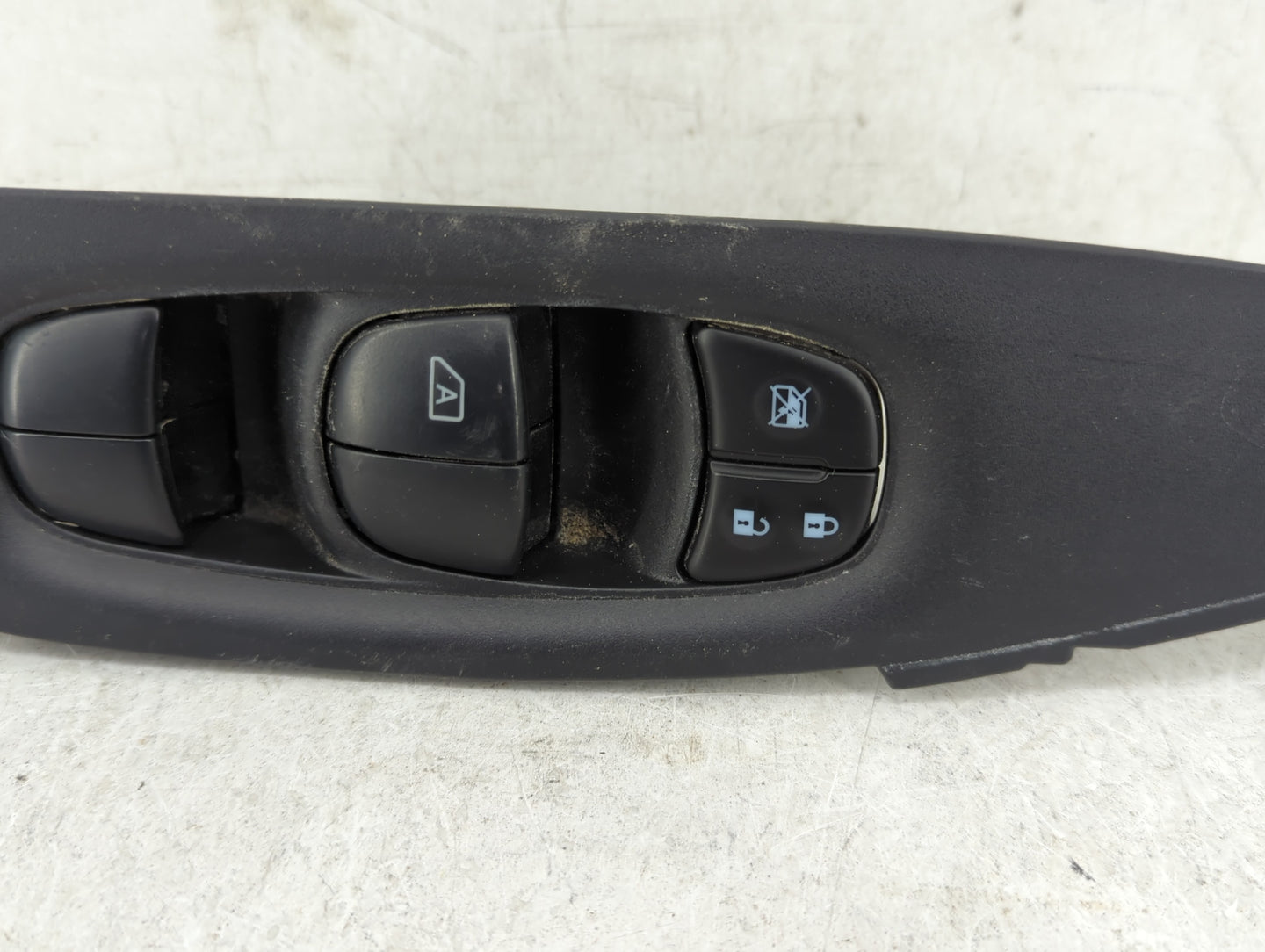 2017-2022 Nissan Rogue Sport Master Power Window Switch Replacement Driver Side Left P/N:25401 6MA0C Fits OEM Used Auto Part