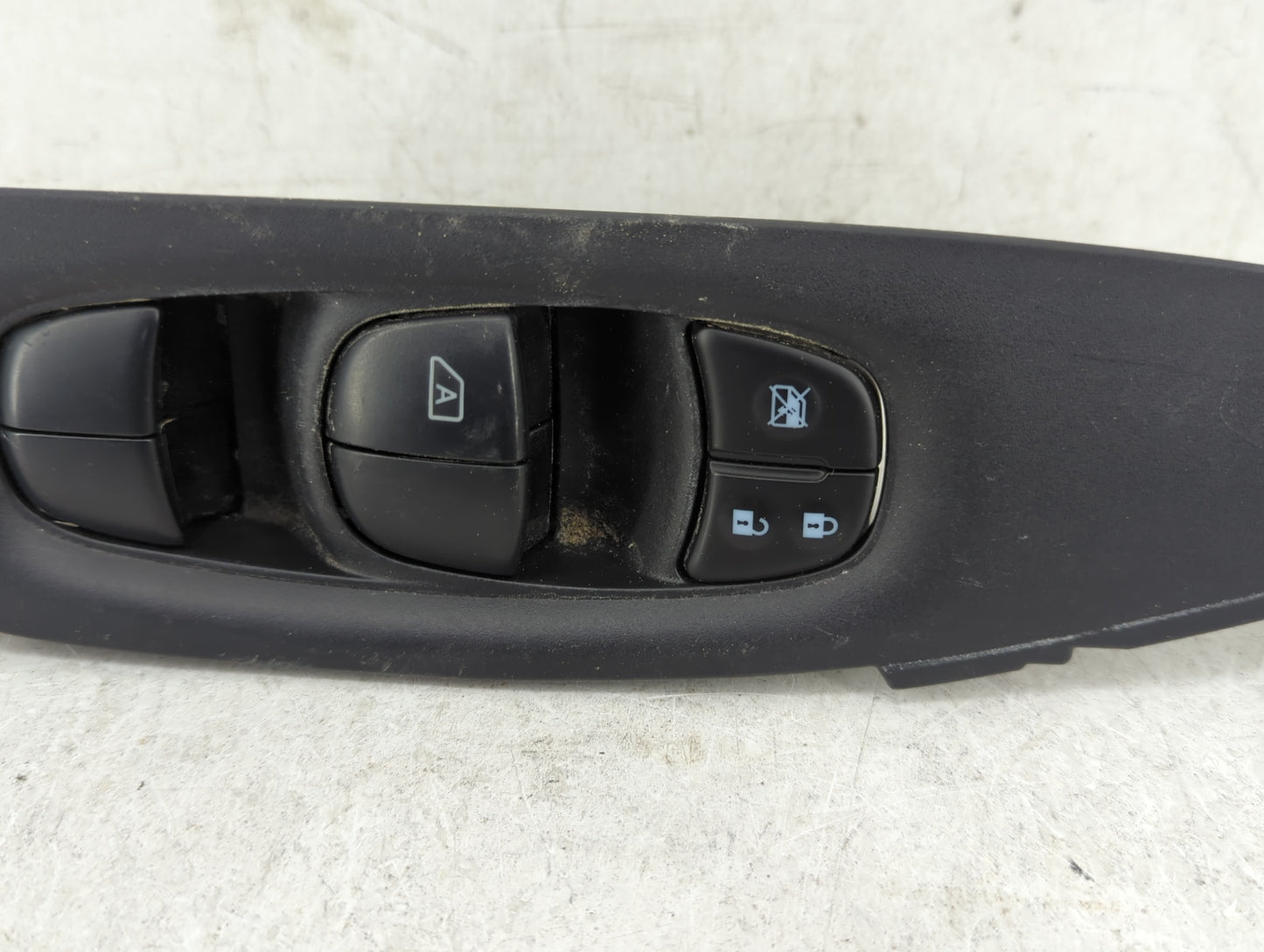2017-2022 Nissan Rogue Sport Master Power Window Switch Replacement Driver Side Left P/N:25401 6MA0C Fits OEM Used Auto Part