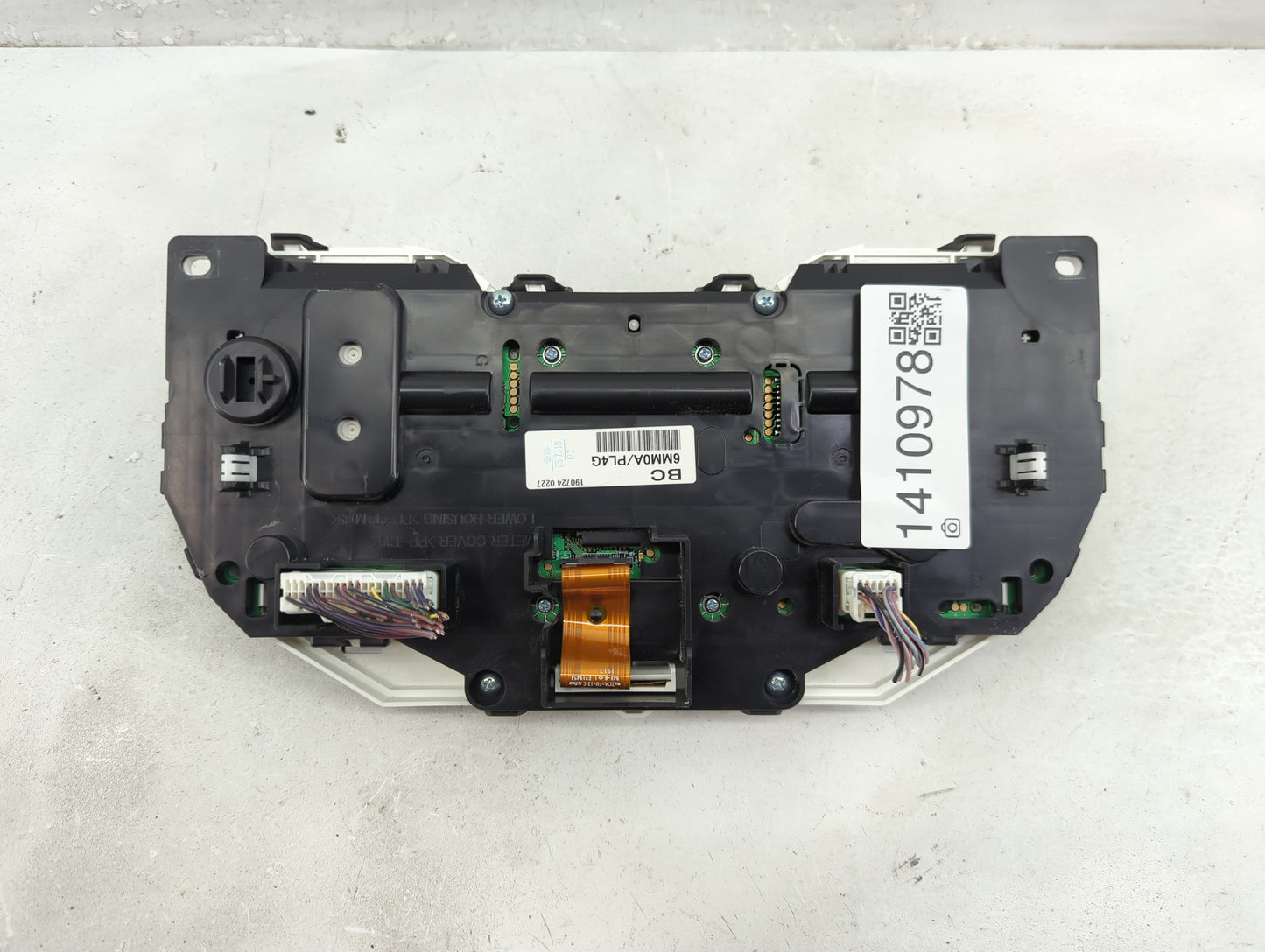 2019 Nissan Rogue Sport Instrument Cluster Speedometer Gauges Fits OEM Used Auto Parts - Oemusedautoparts1.com