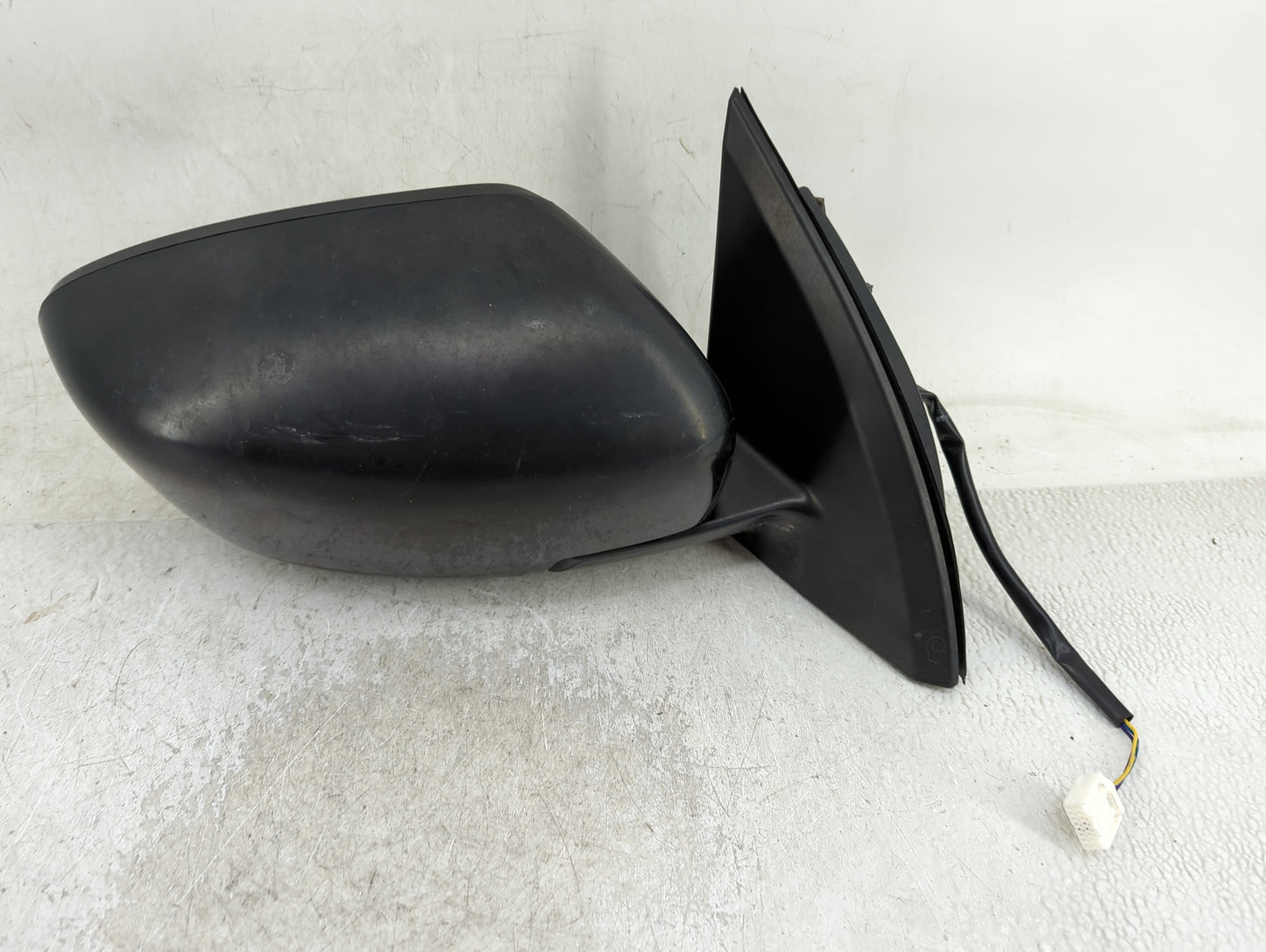 2017-2022 Nissan Rogue Sport Passenger Side View Mirror - Right Door Mirror OEM Used - Oemusedautoparts1.com