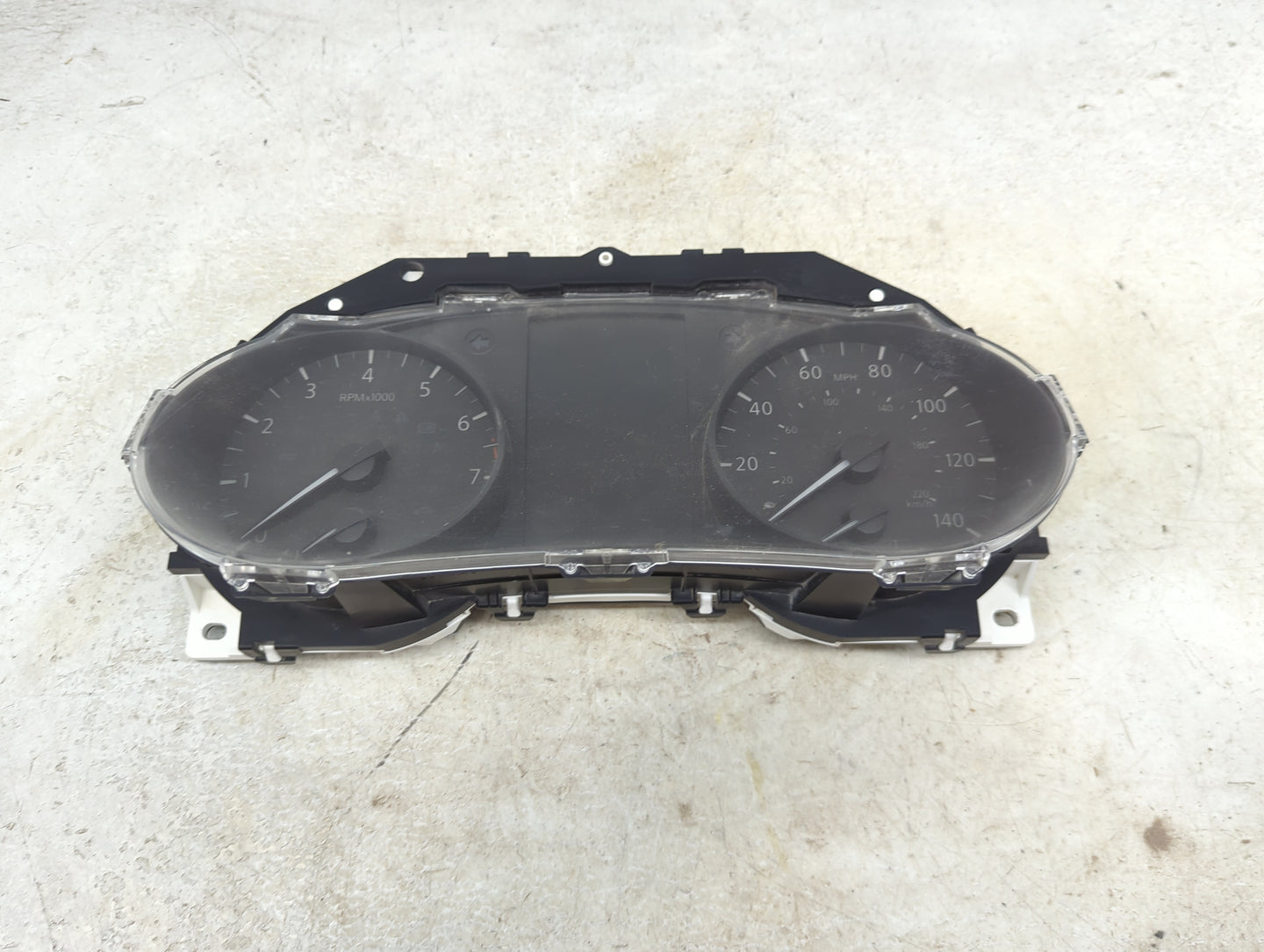 2019 Nissan Rogue Sport Speedometer Instrument Cluster Gauges 6mm0a/5jtj - Oemusedautoparts1.com