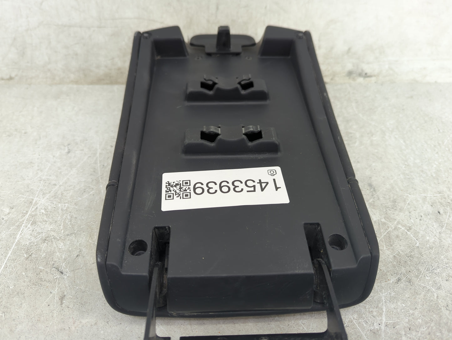 2019 Nissan Rogue Sport Center Floor Console Black - Oemusedautoparts1.com