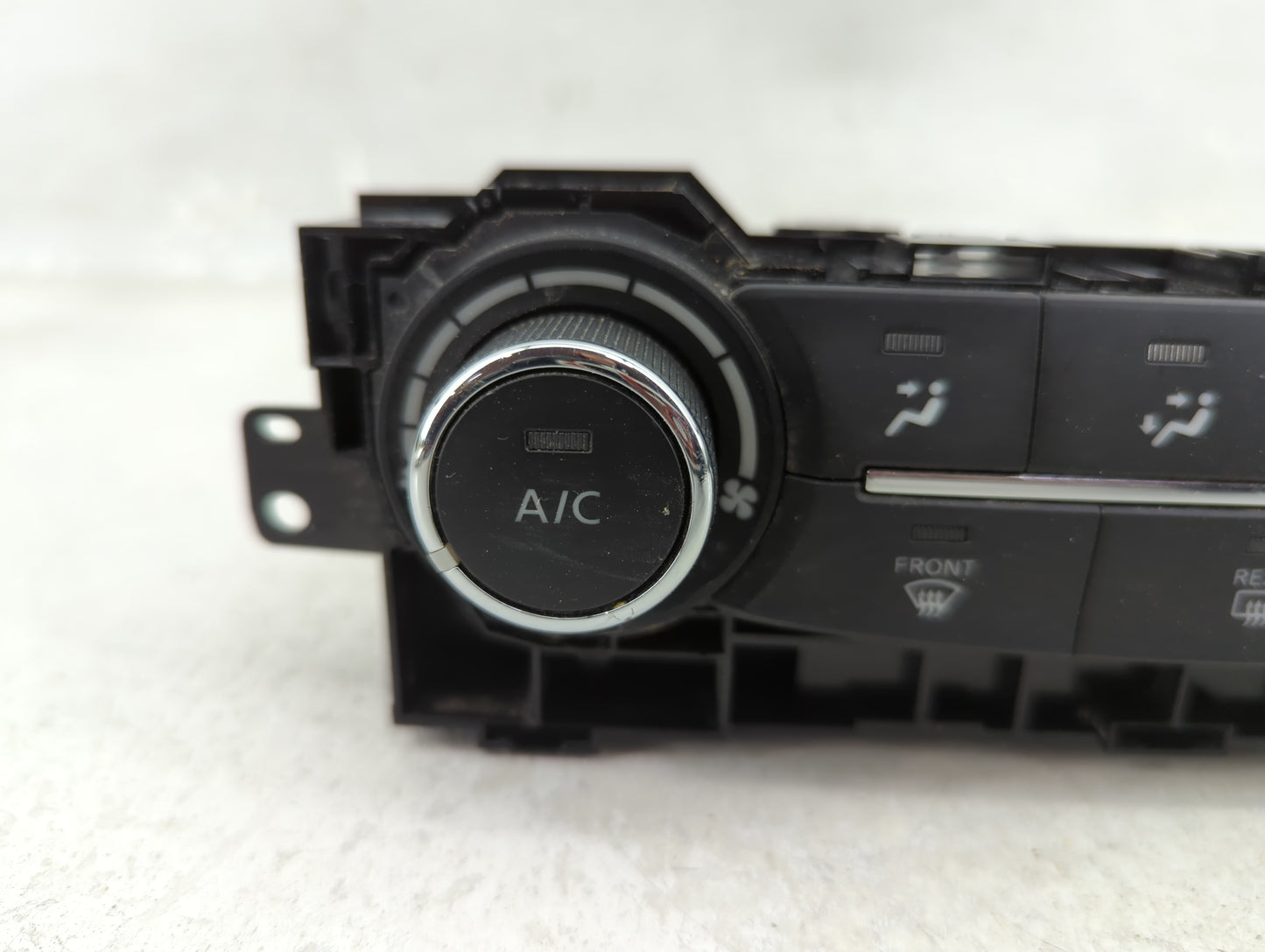 2017-2022 Nissan Rogue Sport Climate Control Module Temperature AC/Heater Replacement P/N:275007FA0A-H Fits OEM Used Auto Pa