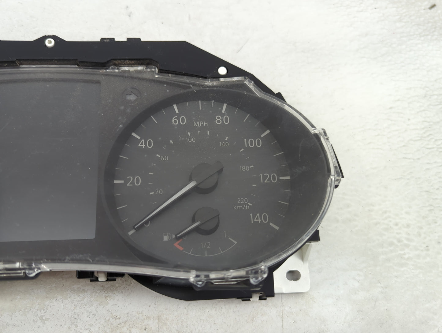 2019 Nissan Rogue Sport Speedometer Instrument Cluster Gauges 1458199 - Oemusedautoparts1.com