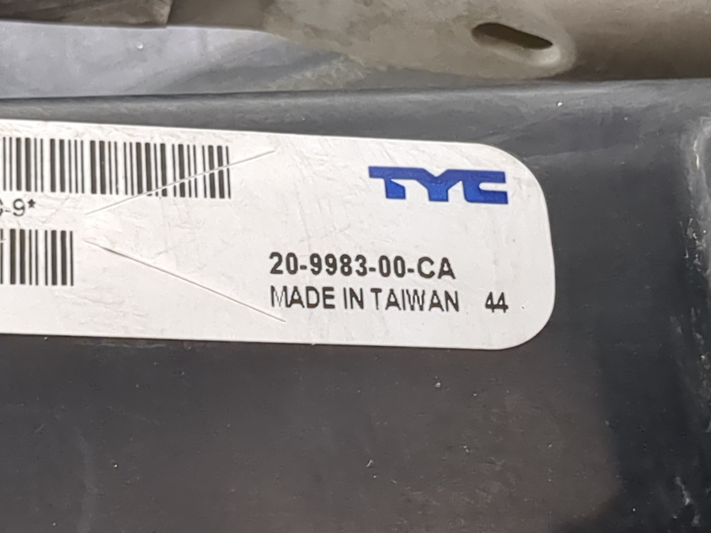 2017 Nissan Rogue Sport Passenger Right Oem Head Light Headlight Lamp - Oemusedautoparts1.com