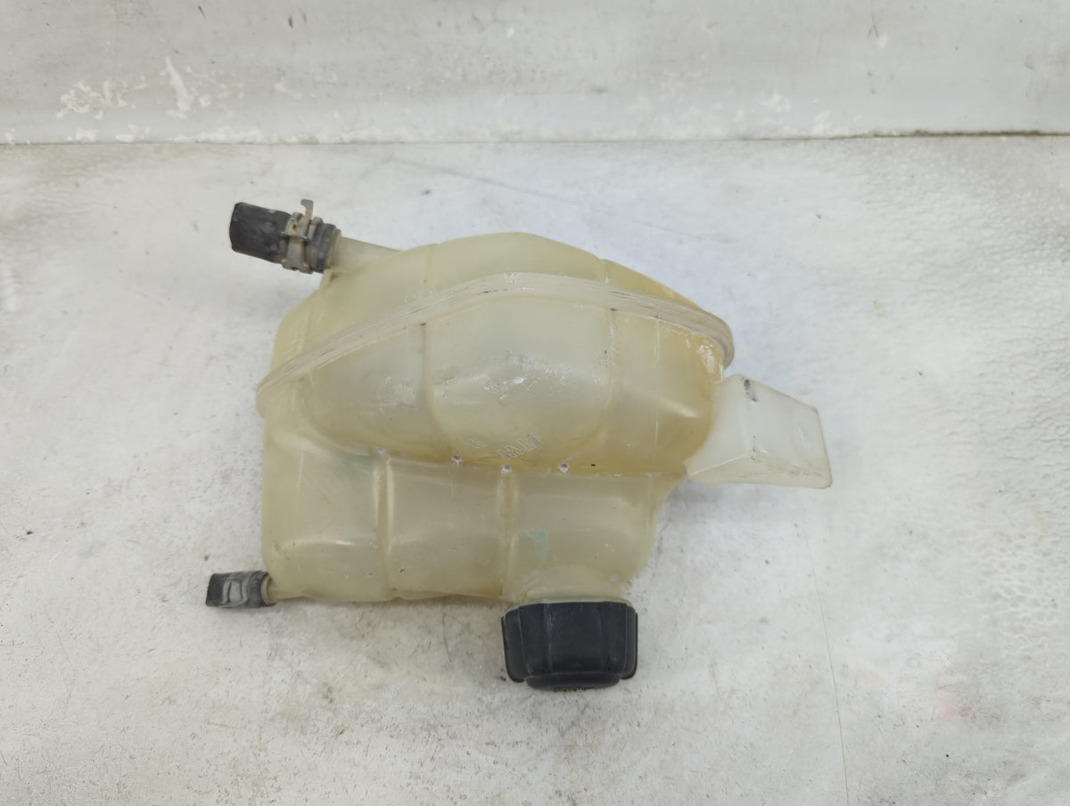 2017 Nissan Rogue Sport Radiator Coolant Overflow Expansion Tank Bottle 1459196 - Oemusedautoparts1.com
