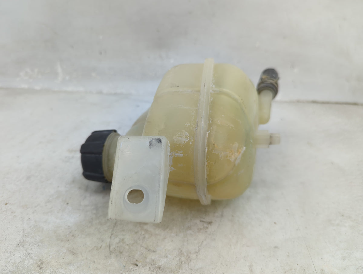 2017 Nissan Rogue Sport Radiator Coolant Overflow Expansion Tank Bottle 1459196 - Oemusedautoparts1.com