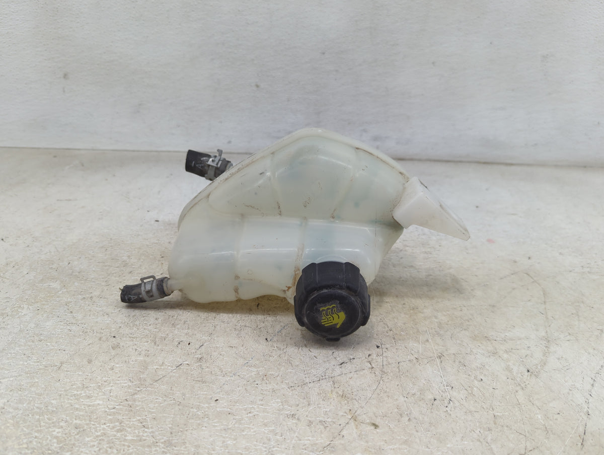 2017 Nissan Rogue Sport Radiator Coolant Overflow Expansion Tank Bottle 1460042 - Oemusedautoparts1.com