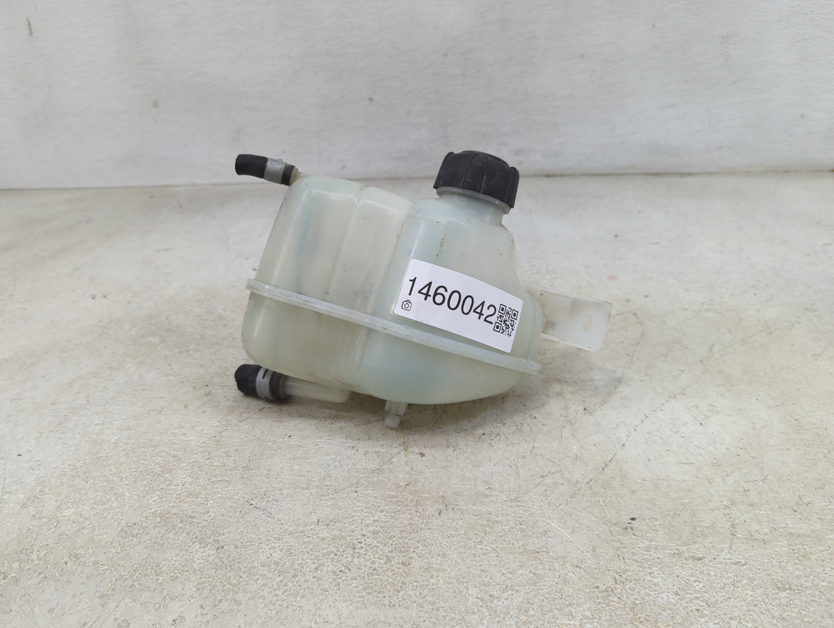 2017 Nissan Rogue Sport Radiator Coolant Overflow Expansion Tank Bottle 1460042 - Oemusedautoparts1.com