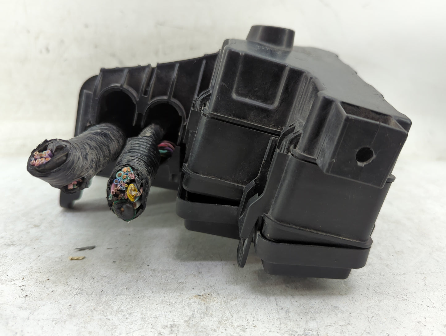 2017-2022 Nissan Rogue Sport Fusebox Fuse Box Panel Relay Module P/N:284B75NA0B 4287928210 Fits Fits 2017 2018 2019 2020 202