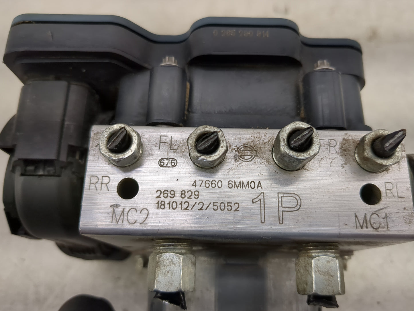 2019-2021 Nissan Rogue Sport ABS Pump Control Module Replacement P/N:47660 6MM0A Fits Fits 2019 2020 2021 OEM Used Auto Part