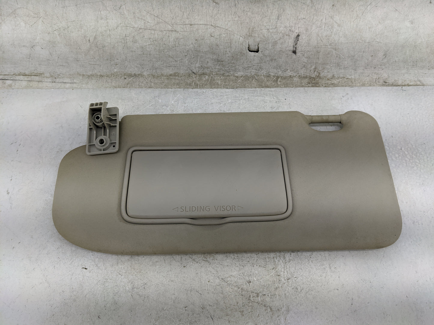 2019-2022 Nissan Rogue Sport Sun Visor Shade Replacement Driver Left Mirror Fits Fits 2019 2020 2021 2022 OEM Used Auto Part