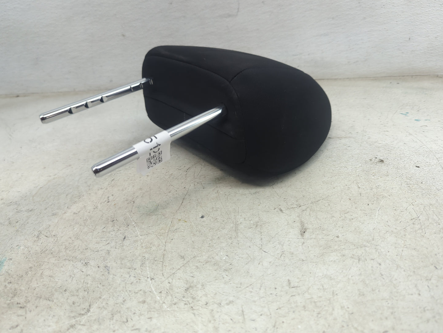 2019 Nissan Rogue Sport Headrest Head Rest Front Driver Seat Black 1472512 - Oemusedautoparts1.com