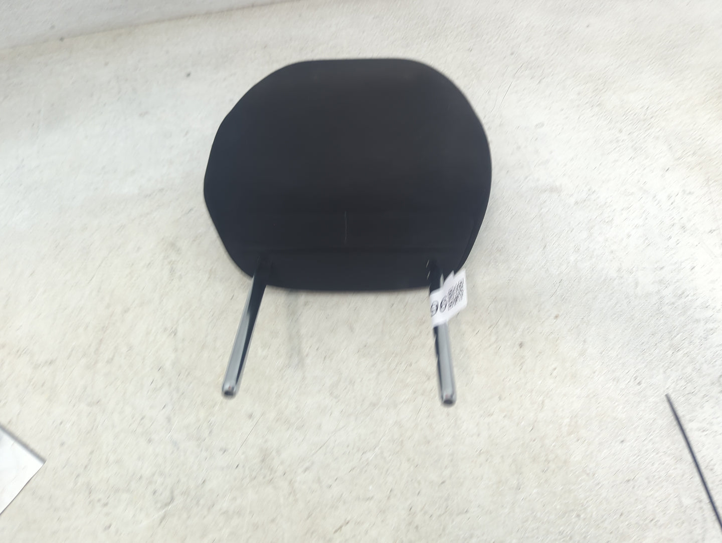 2019 Nissan Rogue Sport Headrest Head Rest Front Driver Seat Black - Oemusedautoparts1.com