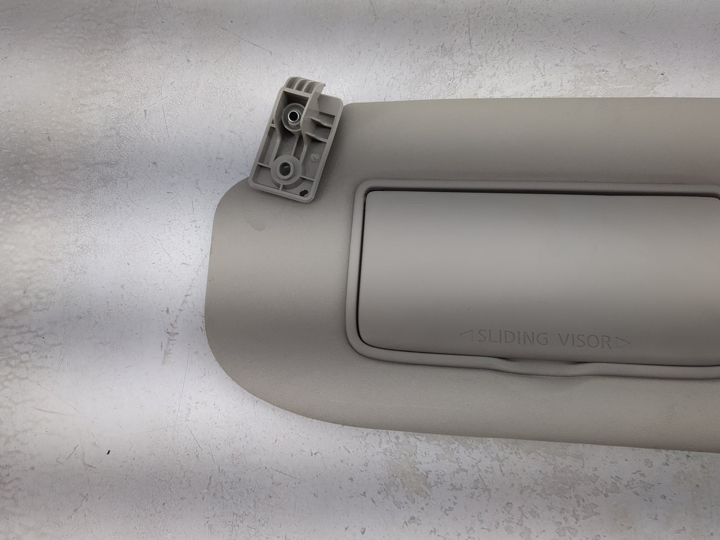 2019-2022 Nissan Rogue Sport Sun Visor Shade Replacement Driver Left Mirror Fits Fits 2019 2020 2021 2022 OEM Used Auto Part