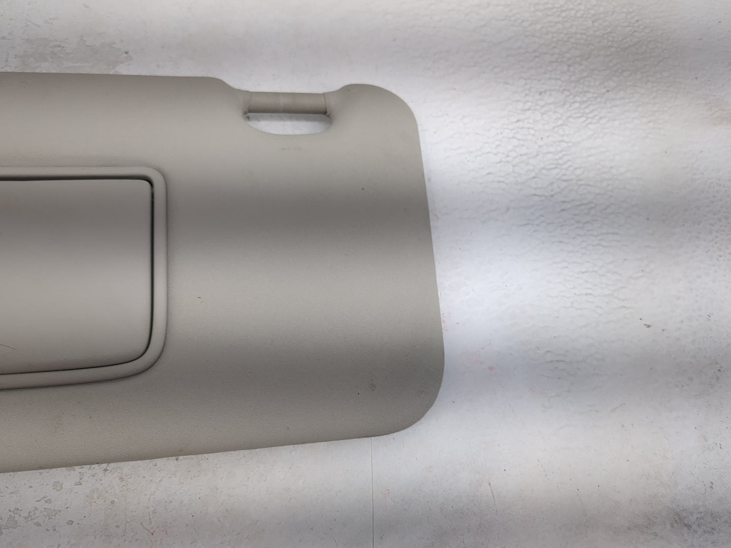 2019-2022 Nissan Rogue Sport Sun Visor Shade Replacement Driver Left Mirror Fits Fits 2019 2020 2021 2022 OEM Used Auto Part