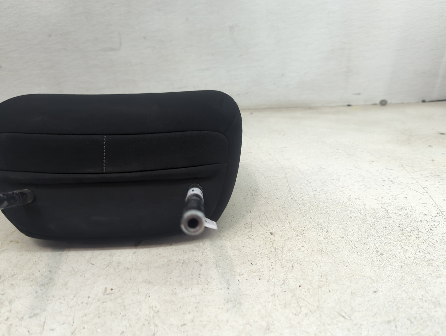 2019 Nissan Rogue Sport Headrest Head Rest Front Driver Passenger Seat Fits OEM Used Auto Parts - Oemusedautoparts1.com