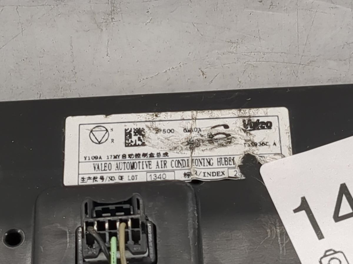 2017-2022 Nissan Rogue Sport Climate Control Module Temperature AC/Heater Replacement P/N:Y109A TS0936C Fits OEM Used Auto P
