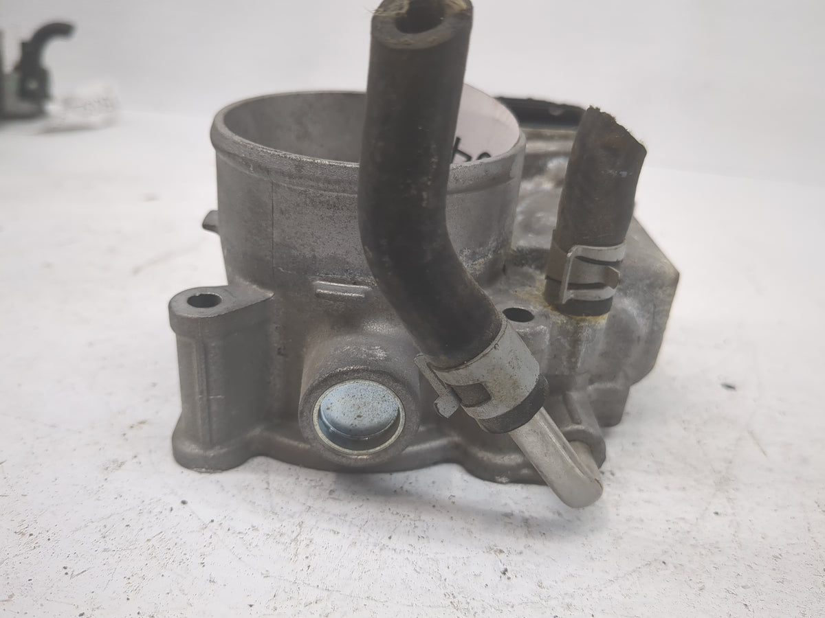 2018-2022 Nissan Rogue Sport Throttle Body P/N:4BA60-01F Fits Fits 2018 2019 2020 2021 2022 OEM Used Auto Parts - Oemusedaut