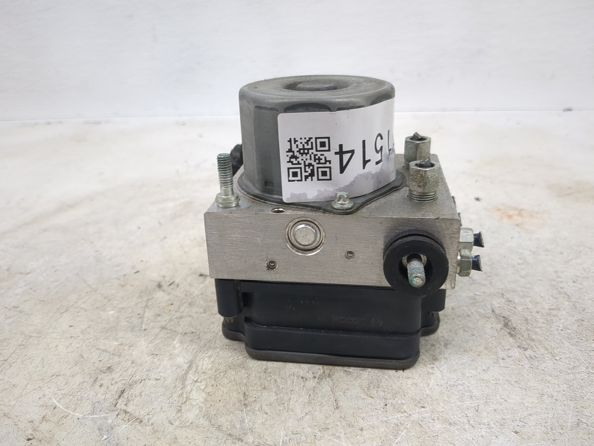 2019 Nissan Rogue Sport Anti-Lock Brake ABS Pump Module Actuator OEM P/N:47660 9HR0A 0 265 956 964 Fits Fits 2016 2017 OEM U