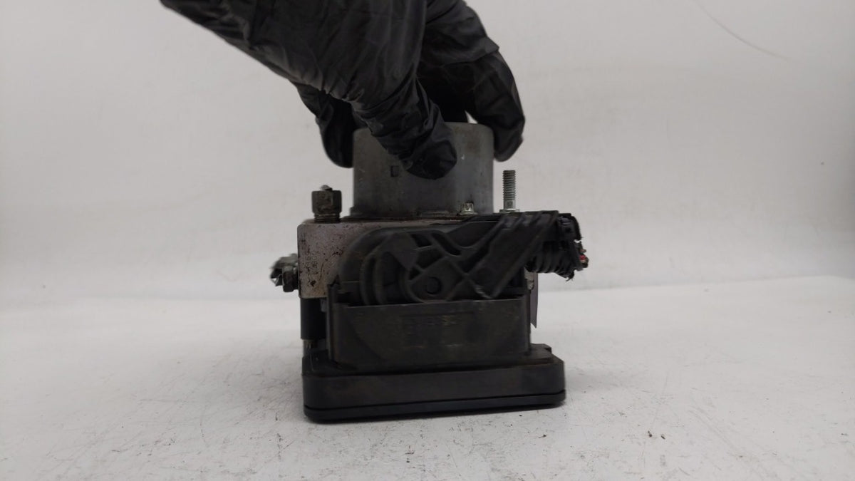 2019-2021 Nissan Rogue Sport Anti-Lock Brake ABS Pump Module Actuator OEM P/N:47660 6MM2A Fits Fits 2019 2020 2021 OEM Used 