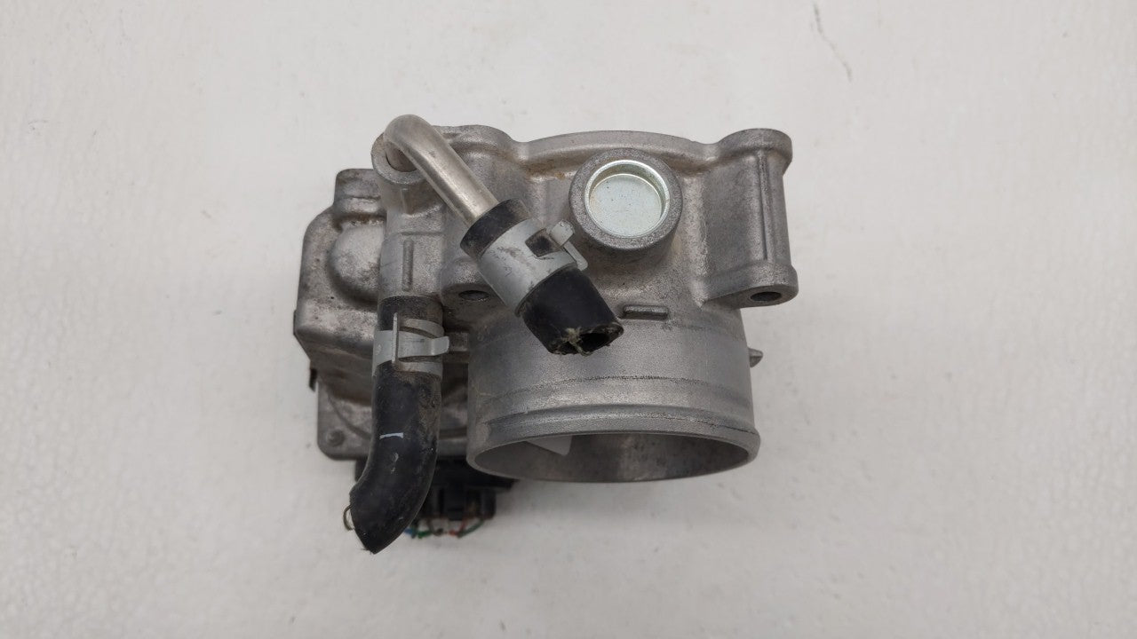 2018-2019 Nissan Rogue Sport Throttle Body P/N:4BA60-01 4BA60-01 F Fits Fits 2018 2019 OEM Used Auto Parts - Oemusedautopart