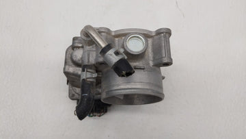 2018-2019 Nissan Rogue Sport Throttle Body P/N:4BA60-01 4BA60-01 F Fits Fits 2018 2019 OEM Used Auto Parts