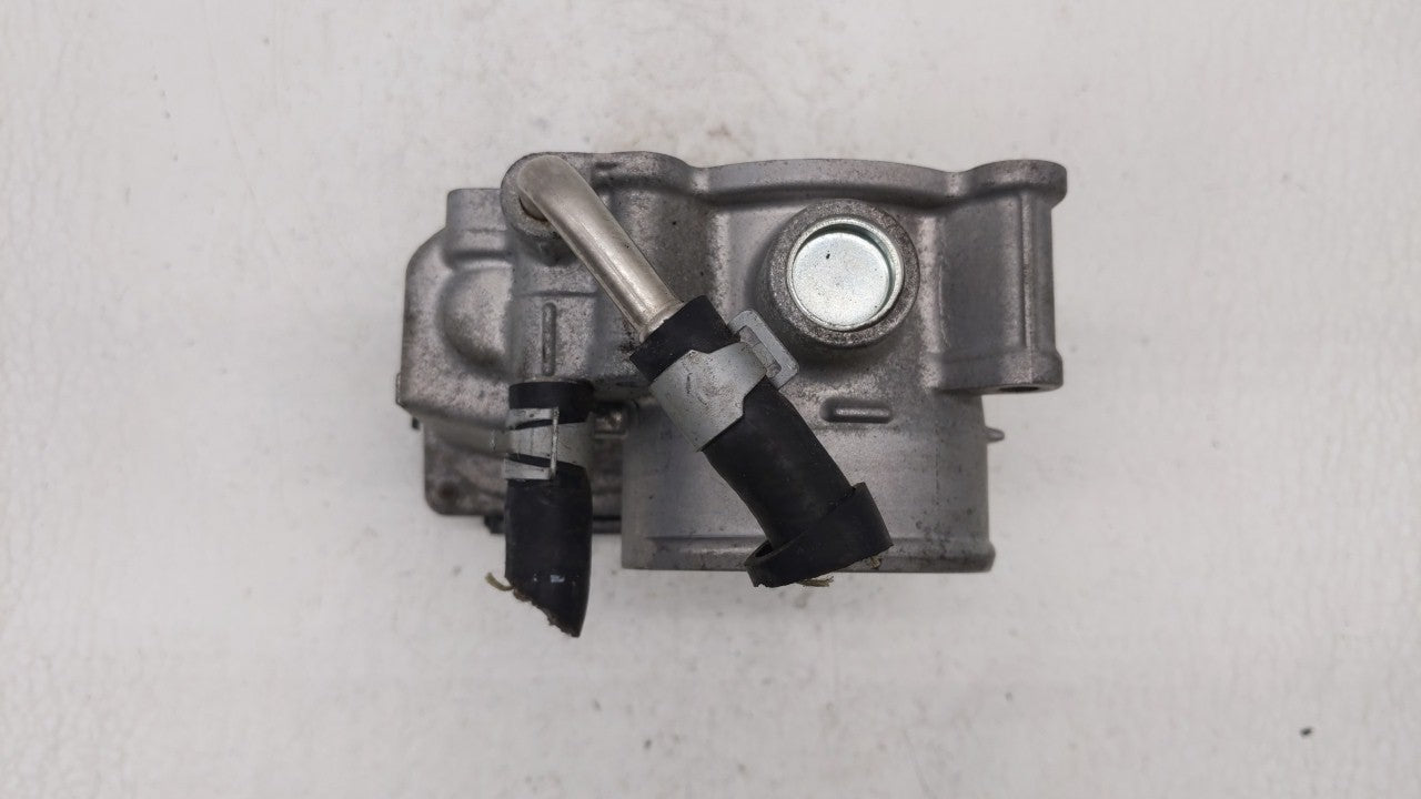2018-2019 Nissan Rogue Sport Throttle Body P/N:4BA60-01 4BA60-01 F Fits Fits 2018 2019 OEM Used Auto Parts - Oemusedautopart