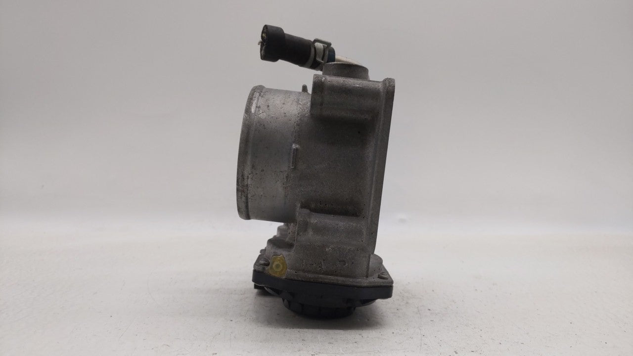 2018-2019 Nissan Rogue Sport Throttle Body P/N:4BA60-01 4BA60-01 F Fits Fits 2018 2019 OEM Used Auto Parts - Oemusedautopart