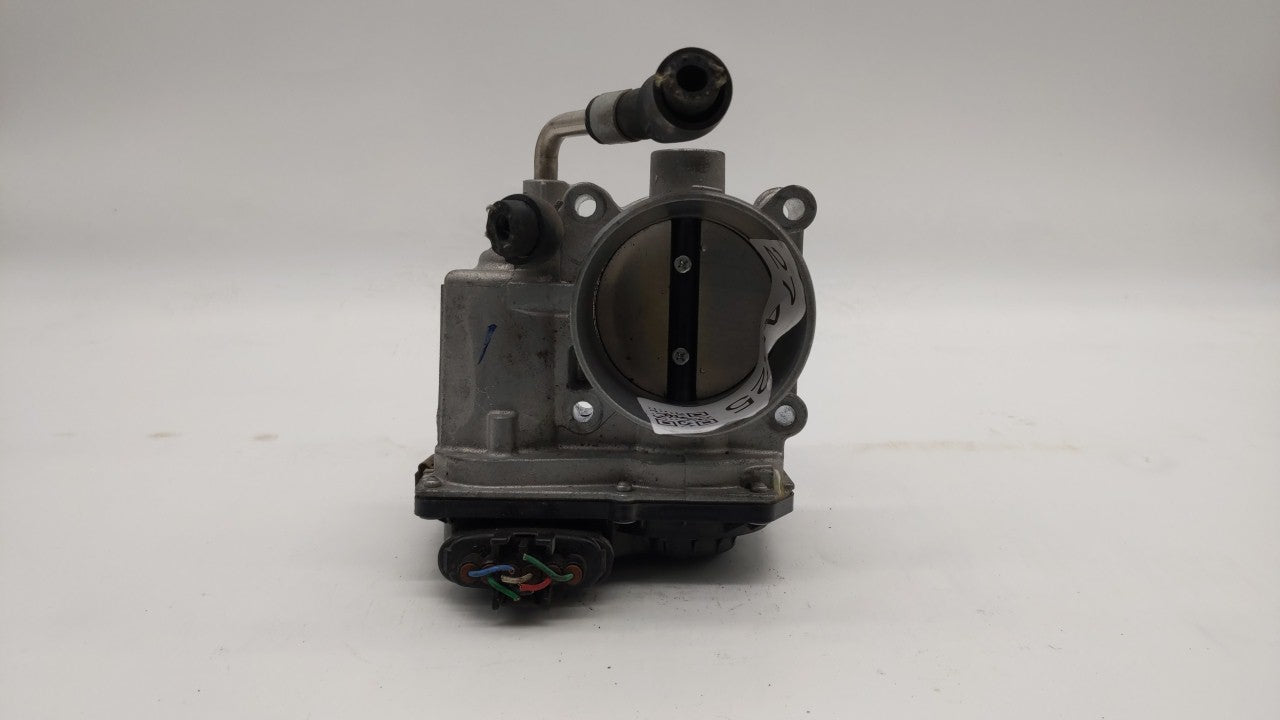 2018-2019 Nissan Rogue Sport Throttle Body P/N:4BA60-01 4BA60-01 F Fits Fits 2018 2019 OEM Used Auto Parts - Oemusedautopart