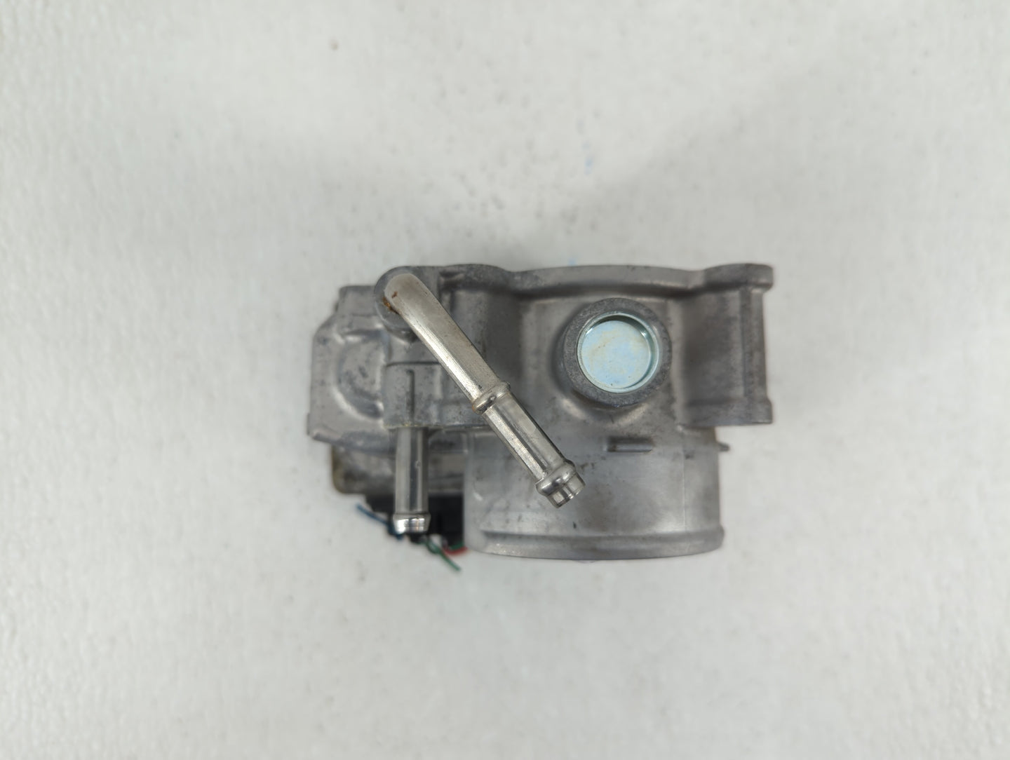 2018-2019 Nissan Rogue Sport Throttle Body P/N:4BA60-01 4BA60-01 F Fits Fits 2018 2019 OEM Used Auto Parts - Oemusedautopart