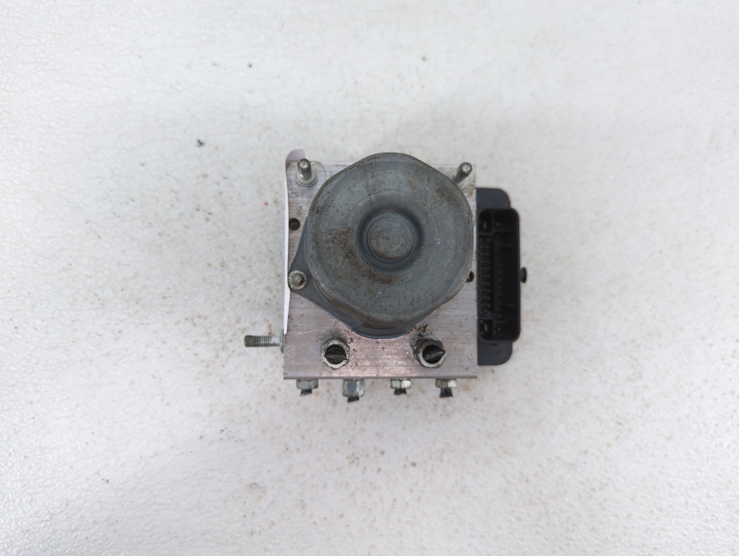 2019-2021 Nissan Rogue Sport ABS Pump Control Module Replacement P/N:47660 6MM5A 47660 6MM2A Fits Fits 2019 2020 2021 OEM Us