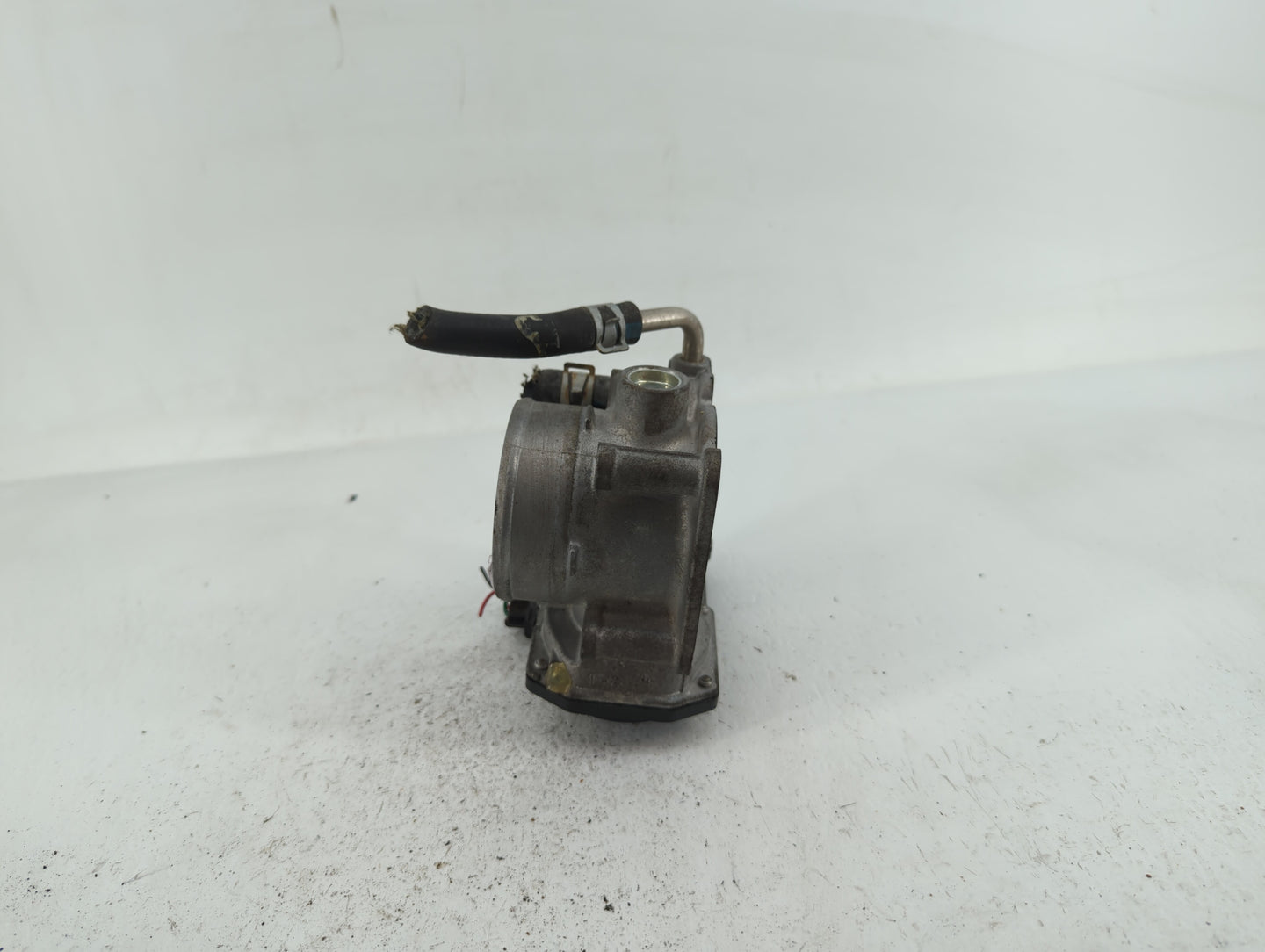 2018-2022 Nissan Rogue Sport Throttle Body P/N:4BA60-01 F Fits Fits 2018 2019 2020 2021 2022 OEM Used Auto Parts - Oemusedau