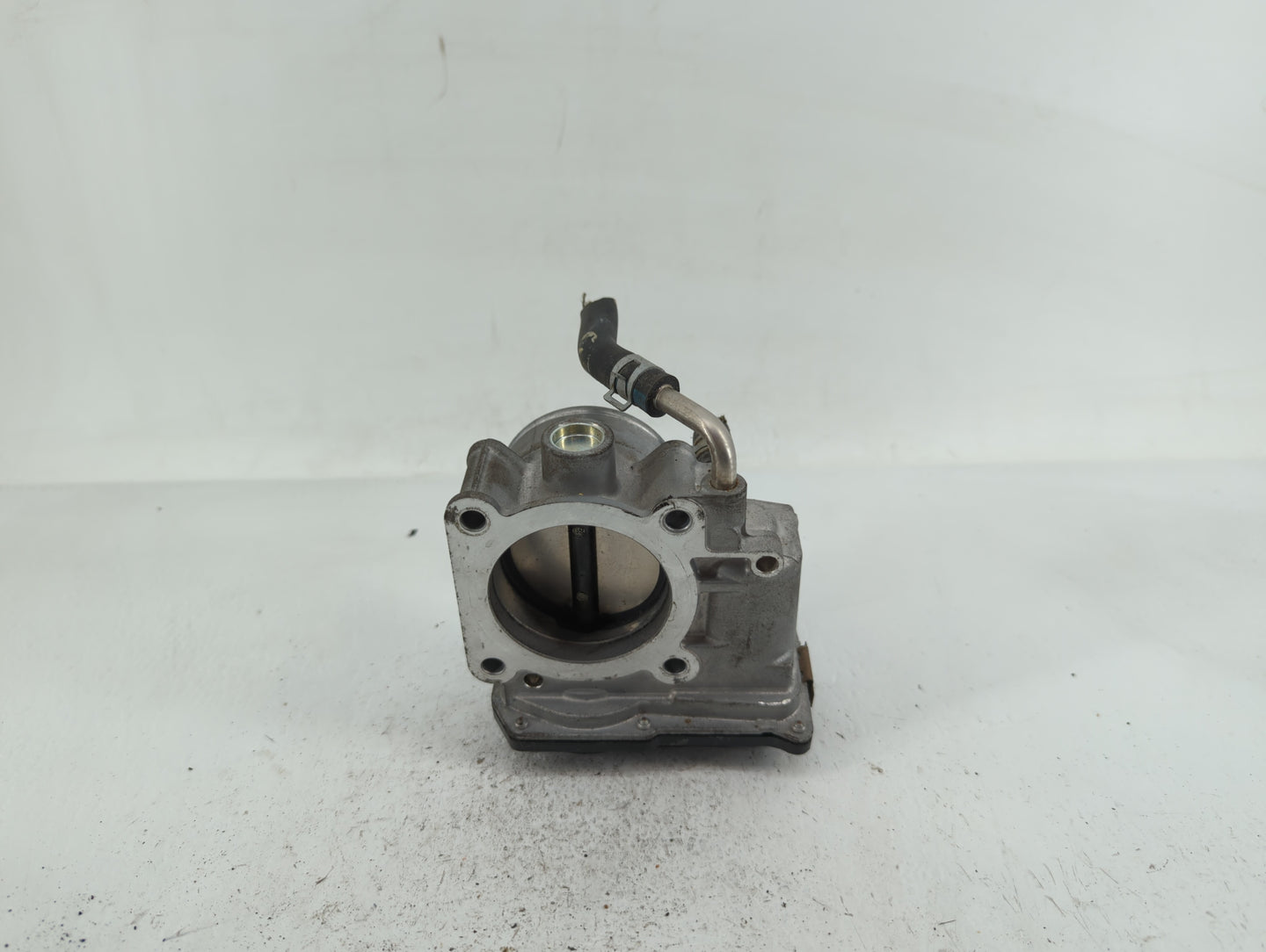 2018-2022 Nissan Rogue Sport Throttle Body P/N:4BA60-01 F Fits Fits 2018 2019 2020 2021 2022 OEM Used Auto Parts - Oemusedau