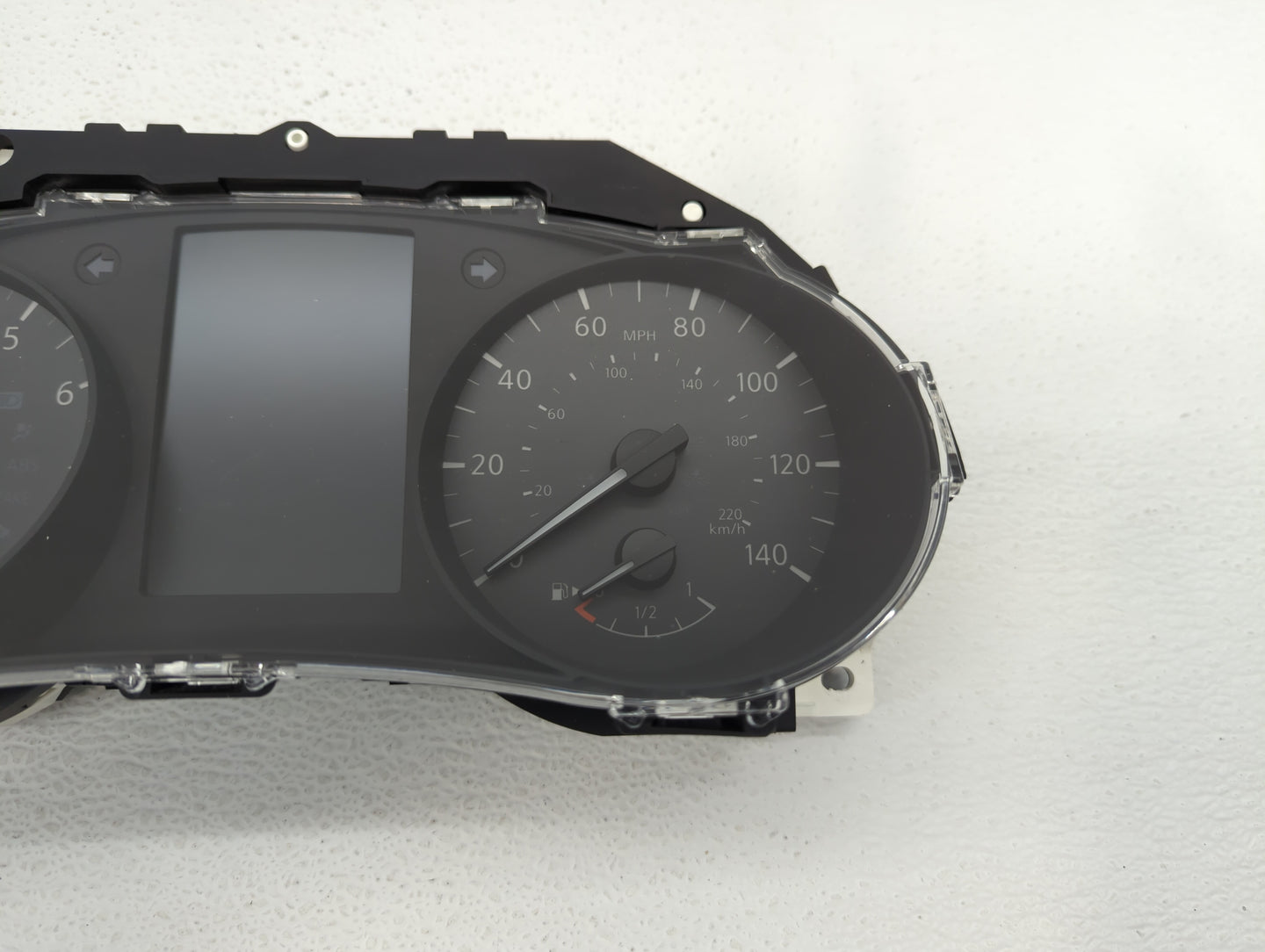 2019 Nissan Rogue Sport Instrument Cluster Speedometer Gauges P/N:6MM0A/002E Fits OEM Used Auto Parts - Oemusedautoparts1.co