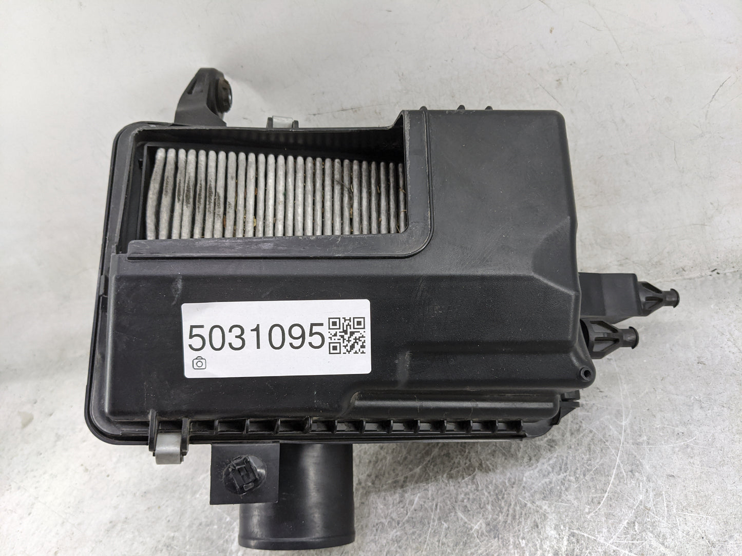 2017-2022 Nissan Rogue Sport Air Cleaner Intake-duct Hose Tube - Oemusedautoparts1.com