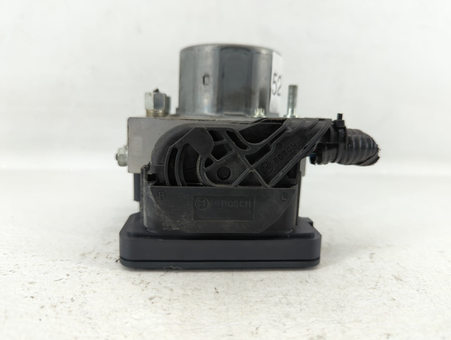 2019-2021 Nissan Rogue Sport ABS Pump Control Module Replacement P/N:47660 6MM0A Fits Fits 2019 2020 2021 OEM Used Auto Part