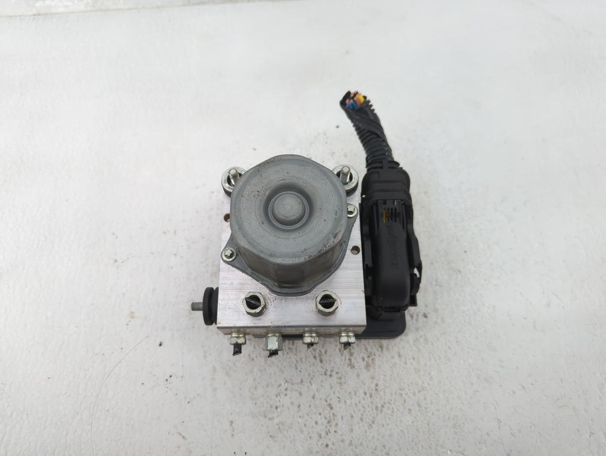 2019-2021 Nissan Rogue Sport Anti-Lock Brake ABS Pump Module Actuator OEM P/N:47660 6MM0A Fits Fits 2019 2020 2021 OEM Used 
