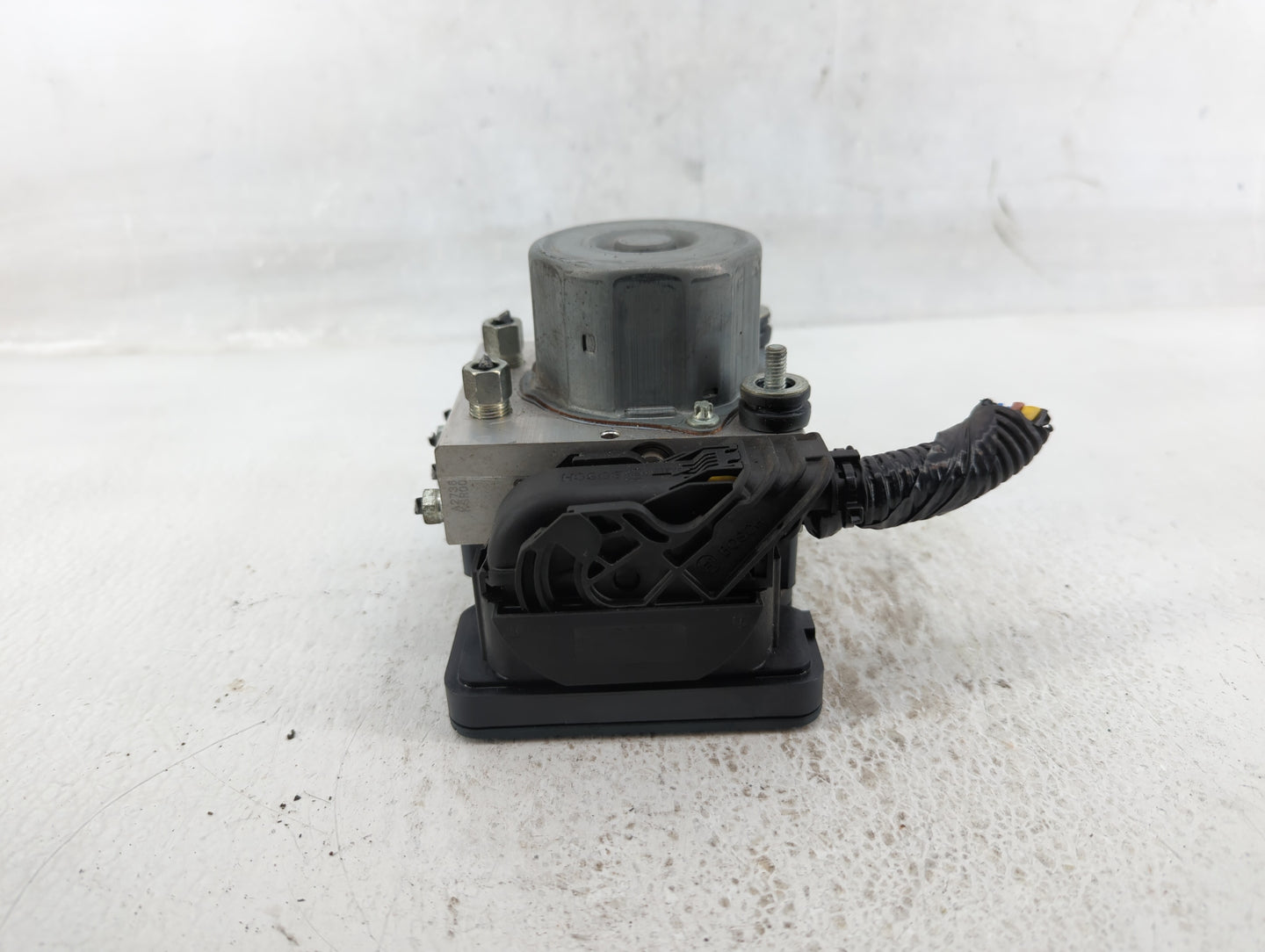 2019-2021 Nissan Rogue Sport ABS Pump Control Module Replacement P/N:47660 6MM0A Fits Fits 2019 2020 2021 OEM Used Auto Part