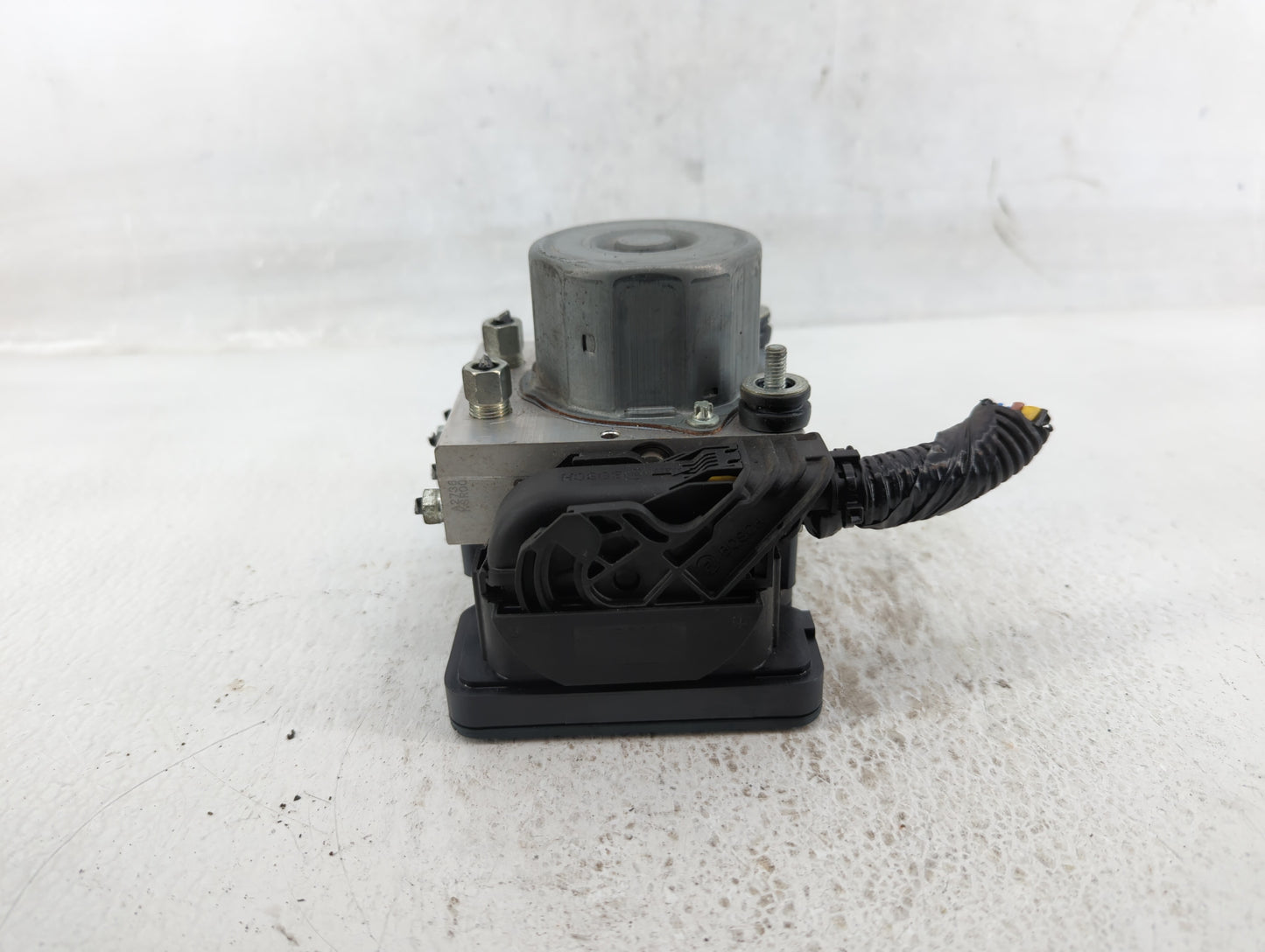 2019-2021 Nissan Rogue Sport ABS Pump Control Module Replacement P/N:47660 6MM0A Fits Fits 2019 2020 2021 OEM Used Auto Part