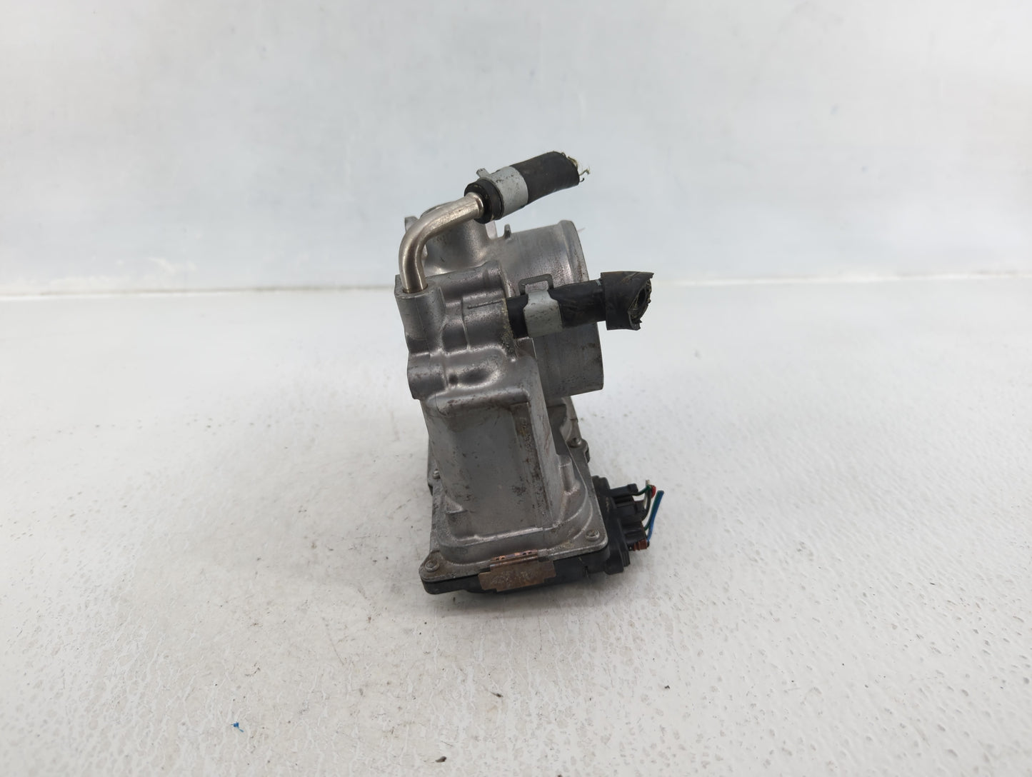 2018-2022 Nissan Rogue Sport Throttle Body P/N:B1504 8K20, 4BA60-01 F Fits Fits 2018 2019 2020 2021 2022 OEM Used Auto Parts