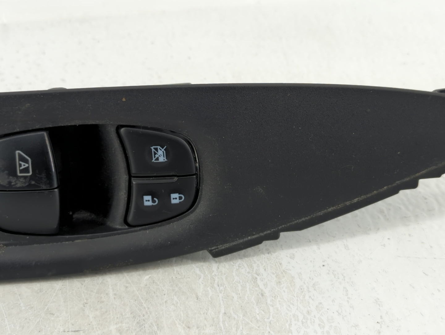 2017-2022 Nissan Rogue Sport Master Power Window Switch Replacement Driver Side Left P/N:25401 6MA0C Fits OEM Used Auto Part